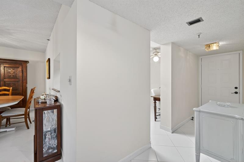 6866 Huntington Lane Delray Beach FL 33446