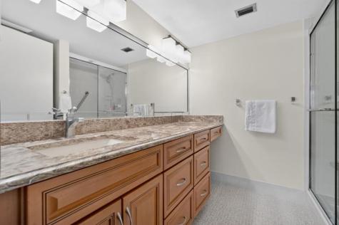 6866 Huntington Lane Delray Beach FL 33446
