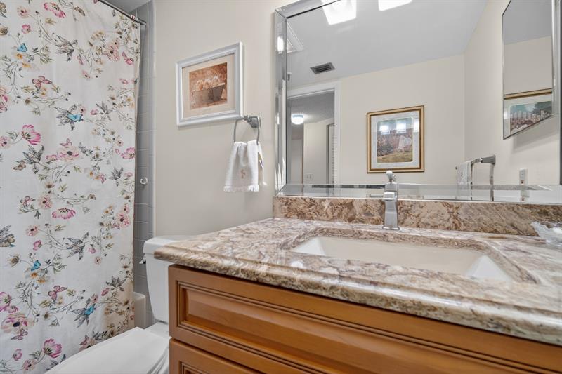 6866 Huntington Lane Delray Beach FL 33446