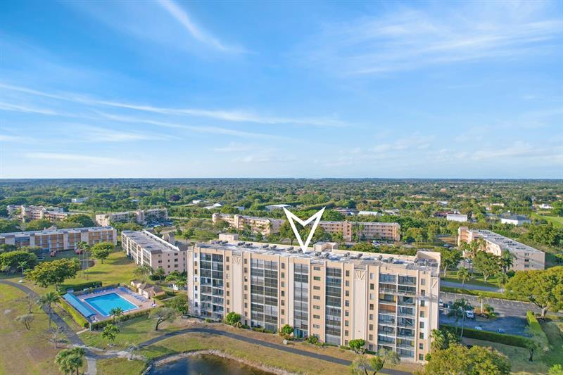 6866 Huntington Lane Delray Beach FL 33446