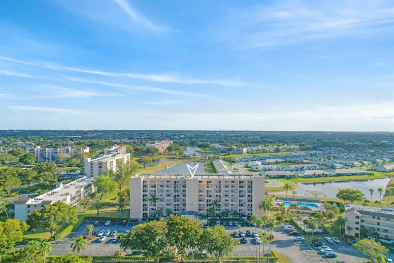 6866 Huntington Lane Delray Beach FL 33446