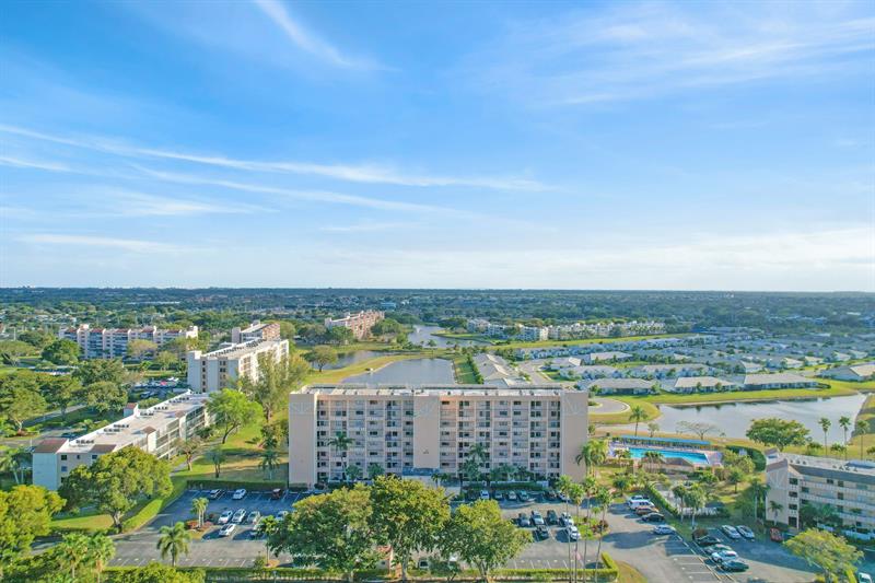 6866 Huntington Lane Delray Beach FL 33446