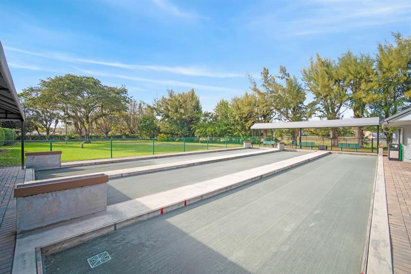 6866 Huntington Lane Delray Beach FL 33446