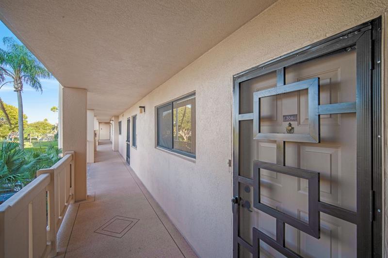 6866 Huntington Lane Delray Beach FL 33446