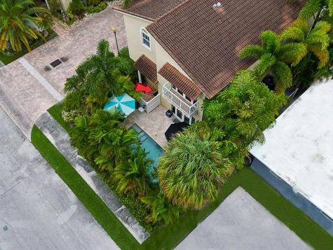 1251 NE 32nd Street Oakland Park FL 33334