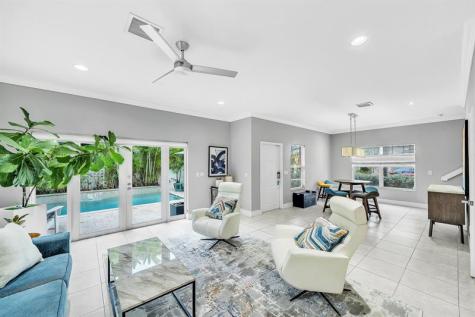1251 NE 32nd Street Oakland Park FL 33334