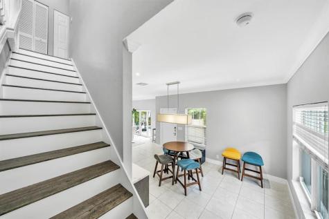 1251 NE 32nd Street Oakland Park FL 33334