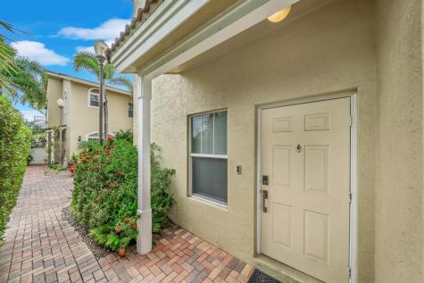 1251 NE 32nd Street Oakland Park FL 33334