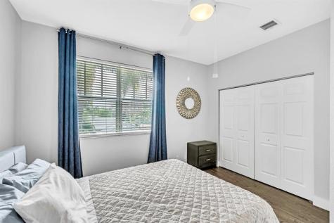 1251 NE 32nd Street Oakland Park FL 33334