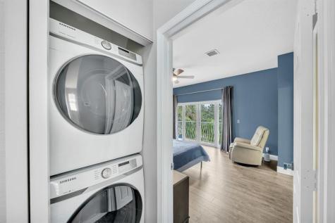 1251 NE 32nd Street Oakland Park FL 33334