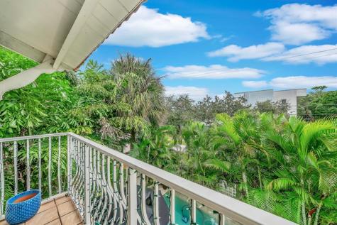 1251 NE 32nd Street Oakland Park FL 33334