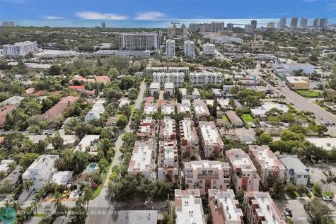 1033 NE 17th Way Fort Lauderdale FL 33304