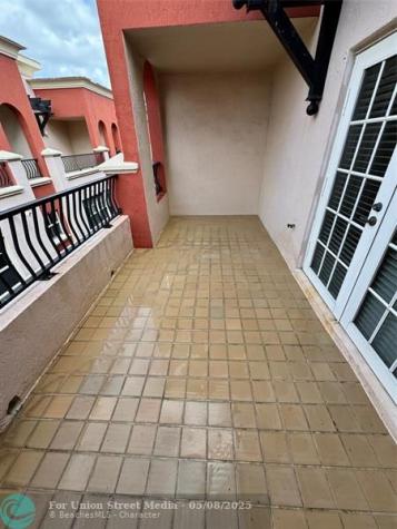 1033 NE 17th Way Fort Lauderdale FL 33304