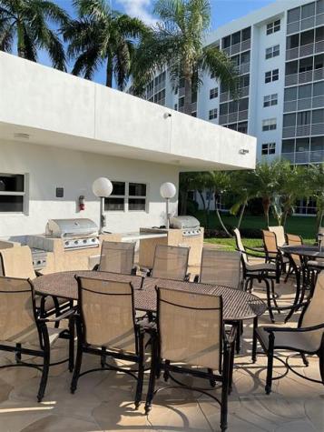 2731 NE 14th Street Causeway Pompano Beach FL 33062