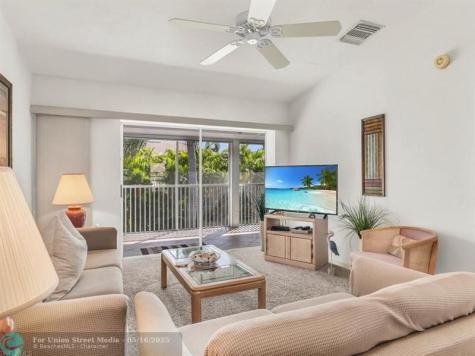 850 Elkhorn Court Marco Island FL 34145