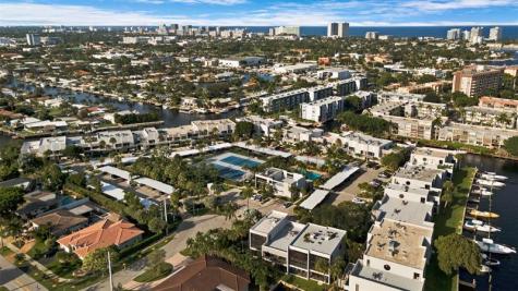 1100 SE 5th Court Pompano Beach FL 33060