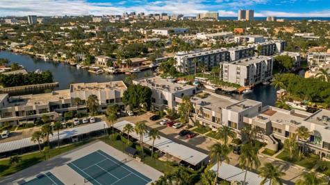 1100 SE 5th Court Pompano Beach FL 33060