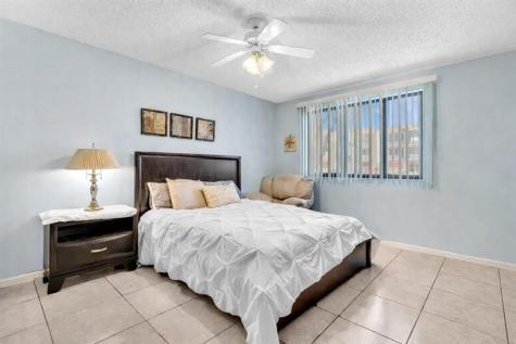 10803 W Clairmont Circle Tamarac FL 33321