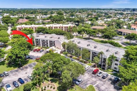 10803 W Clairmont Circle Tamarac FL 33321