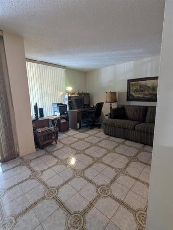 2812 N 46th Avenue Hollywood FL 33021