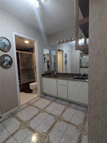 2812 N 46th Avenue Hollywood FL 33021