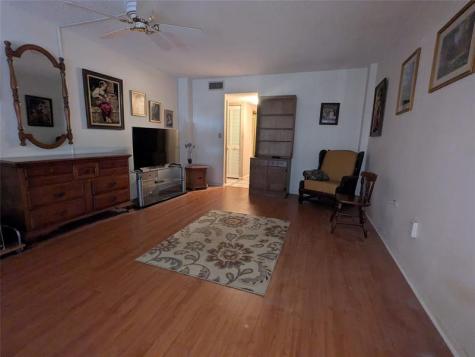 2812 N 46th Avenue Hollywood FL 33021