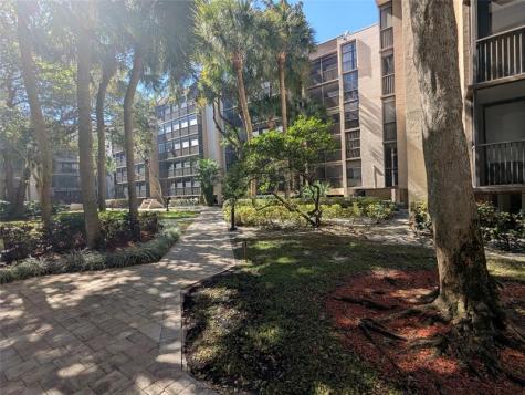 2812 N 46th Avenue Hollywood FL 33021