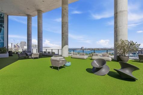 398 NE 5th Street Miami FL 33132