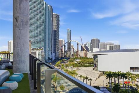 398 NE 5th Street Miami FL 33132