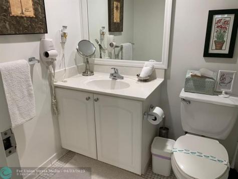 3901 S Ocean Drive Hollywood FL 33019