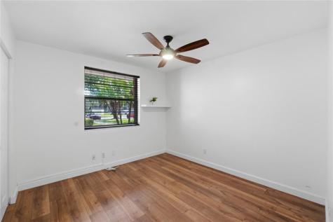 9549 W Mcnab Road Tamarac FL 33321