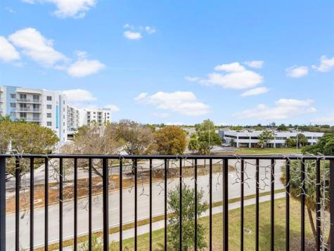 310 Fontainebleau Boulevard Miami FL 33172