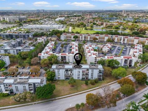 310 Fontainebleau Boulevard Miami FL 33172