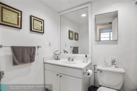 3901 S Ocean Drive Hollywood FL 33019