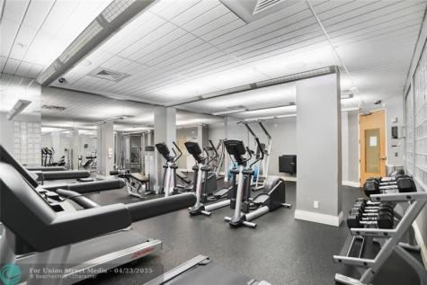 3901 S Ocean Drive Hollywood FL 33019