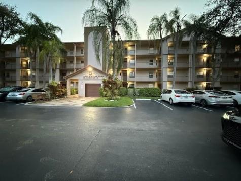 1200 SW 124th Terrace Pembroke Pines FL 33027