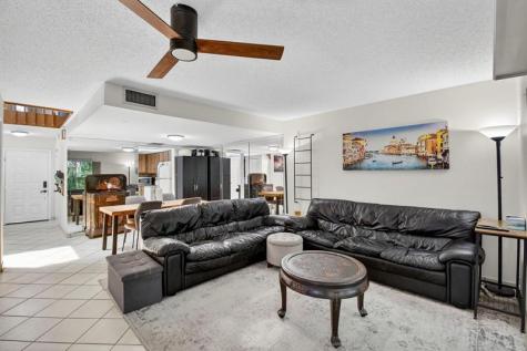 2236 Nova Village Drive Davie FL 33317