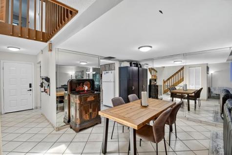 2236 Nova Village Drive Davie FL 33317