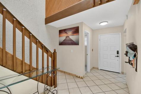 2236 Nova Village Drive Davie FL 33317