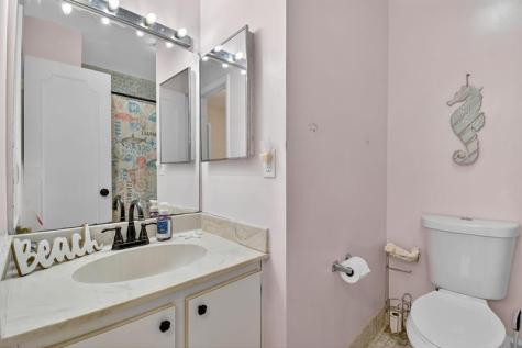 2236 Nova Village Drive Davie FL 33317