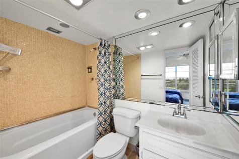 3050 N Palm Aire Drive Pompano Beach FL 33069