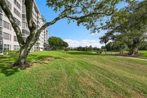 3050 N Palm Aire Drive Pompano Beach FL 33069