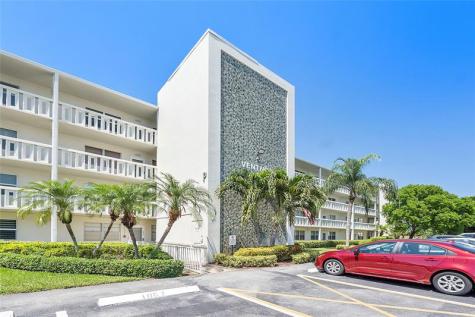 1070 Ventnor P Deerfield Beach FL 33442