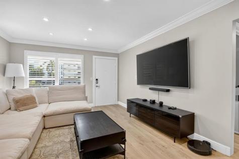 55 SE 14th Street Boca Raton FL 33432