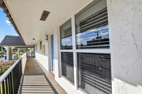 55 SE 14th Street Boca Raton FL 33432