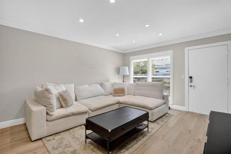 55 SE 14th Street Boca Raton FL 33432