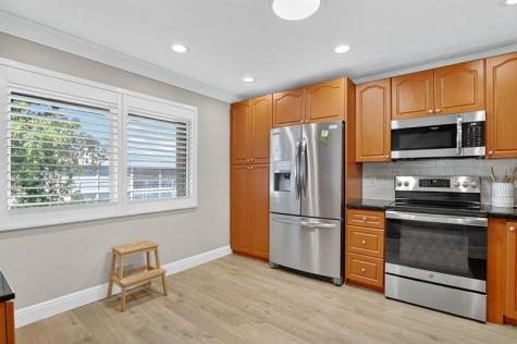 55 SE 14th Street Boca Raton FL 33432
