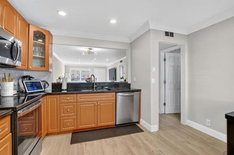 55 SE 14th Street Boca Raton FL 33432