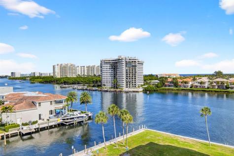 899 Jeffery Street Boca Raton FL 33487