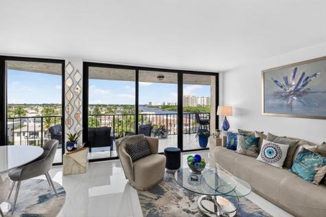 899 Jeffery Street Boca Raton FL 33487